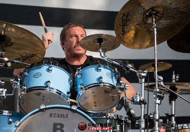 Abe Cunningham – drums (1988–1990, 1993–present).jpg